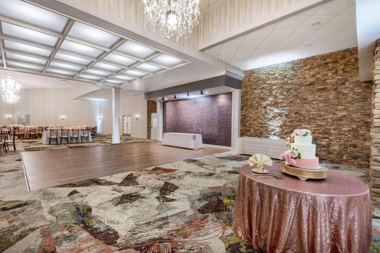 Wyndham Garden York Hotel Kültér fotó